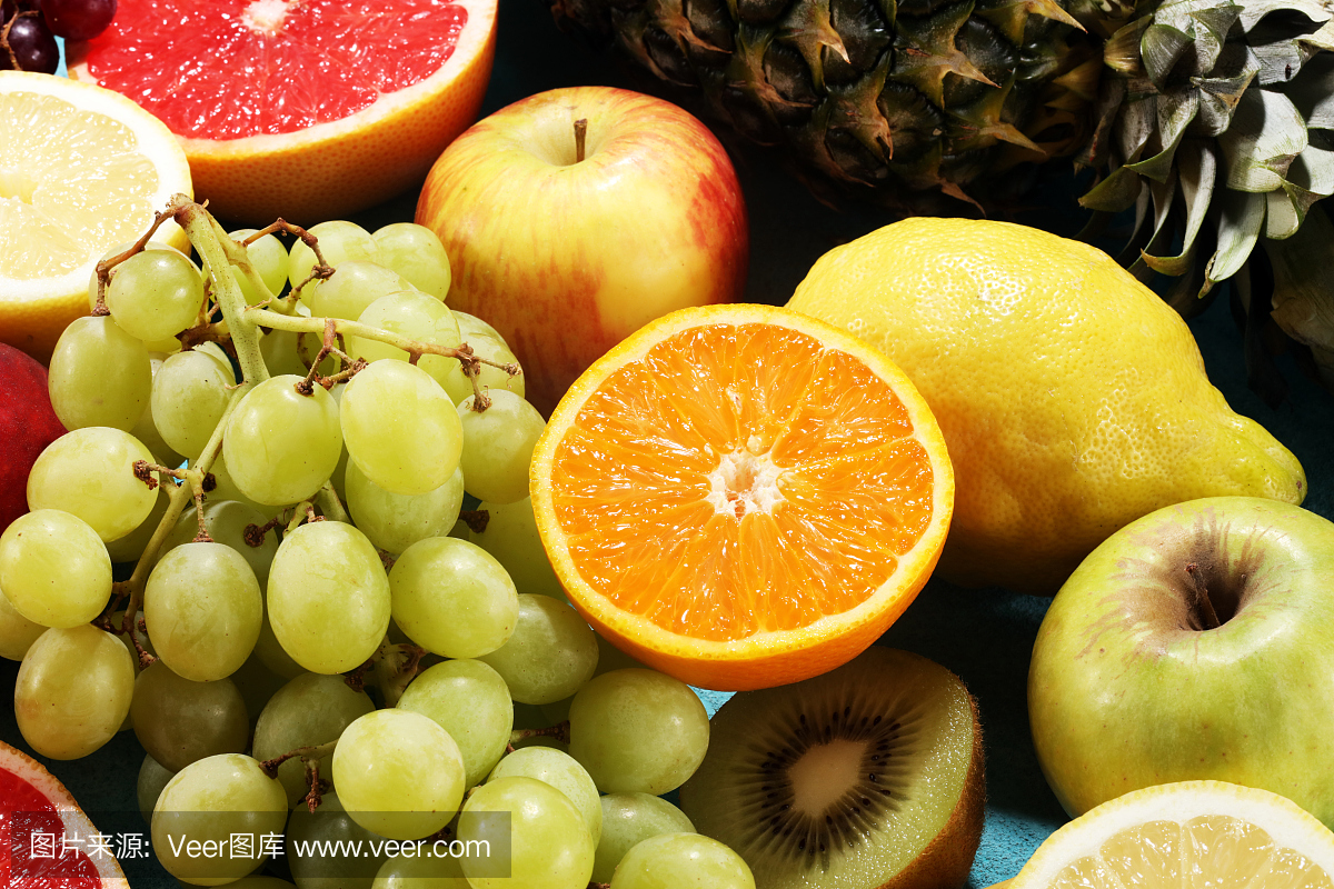 新鲜有机水果背景。健康饮食的概念。